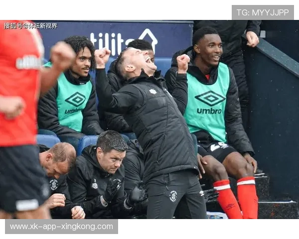 巴萨补时两分钟崩盘，哈维怒吼裁判——足坛风云再掀波澜